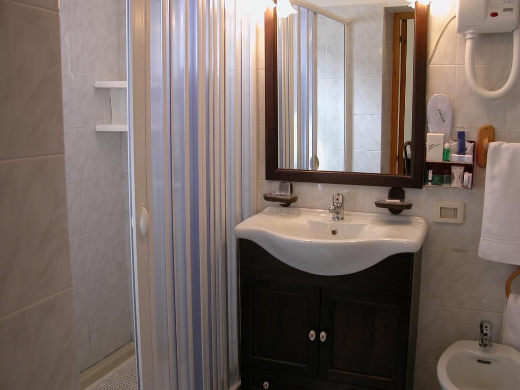 Hotel Canusium Canosa di Puglia Dış mekan fotoğraf