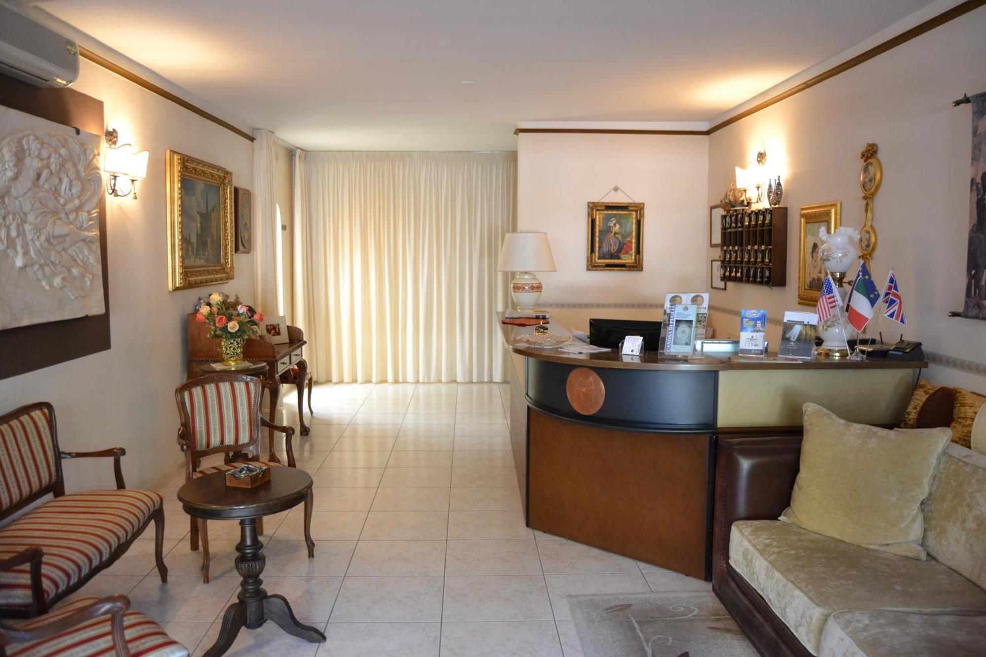Hotel Canusium Canosa di Puglia Dış mekan fotoğraf