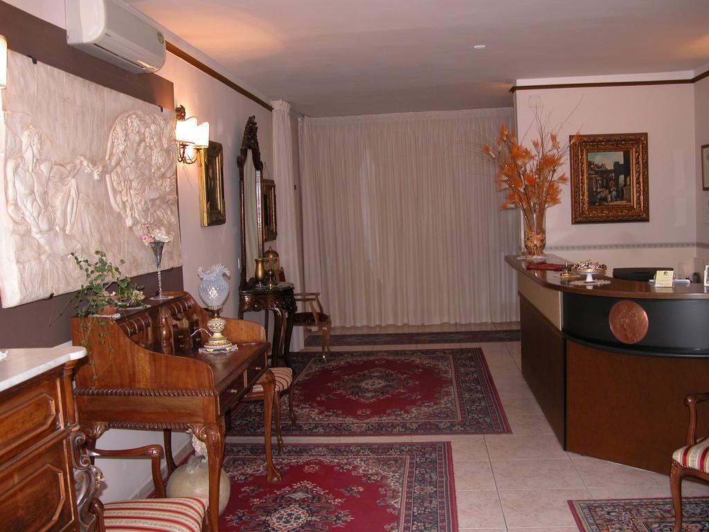 Hotel Canusium Canosa di Puglia Dış mekan fotoğraf