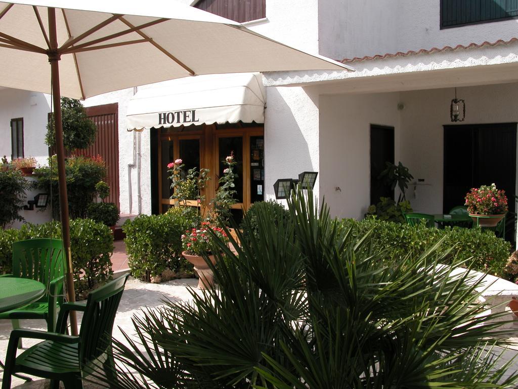 Hotel Canusium Canosa di Puglia Dış mekan fotoğraf
