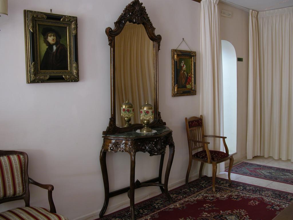 Hotel Canusium Canosa di Puglia Dış mekan fotoğraf