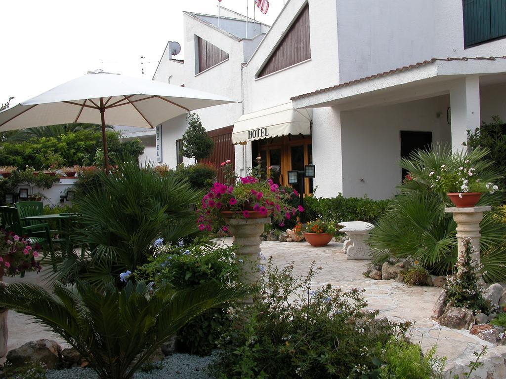 Hotel Canusium Canosa di Puglia Dış mekan fotoğraf